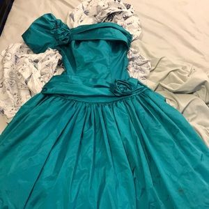 One shoulder aqua vintage prom dress 80’s